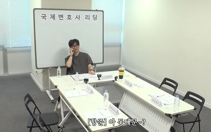 [비보티비] 장항준 감독의 차기작 '국제변호사'? 커피차 압박으로 터진 '연기의 성' 솔직 후기....