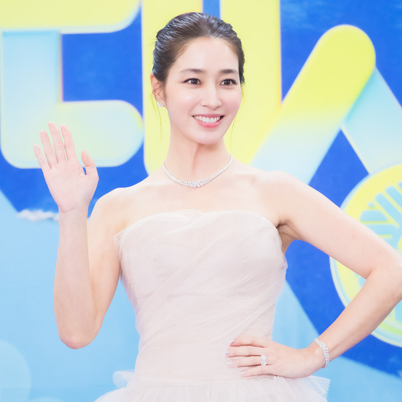 "N천만원 뽕 뽑는다" 이민정이 285평 풀빌라에서 한 말, 이병헌은 대사 한 줄 없었다