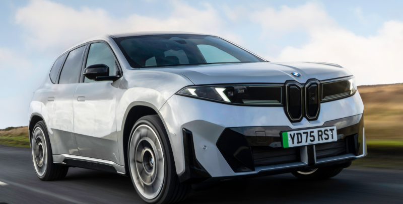 "이 성능에 이 가격이라고?" BMW iX3 풀체인지, 611km 주행거리보다 놀라운 변화…가격·제원·배....