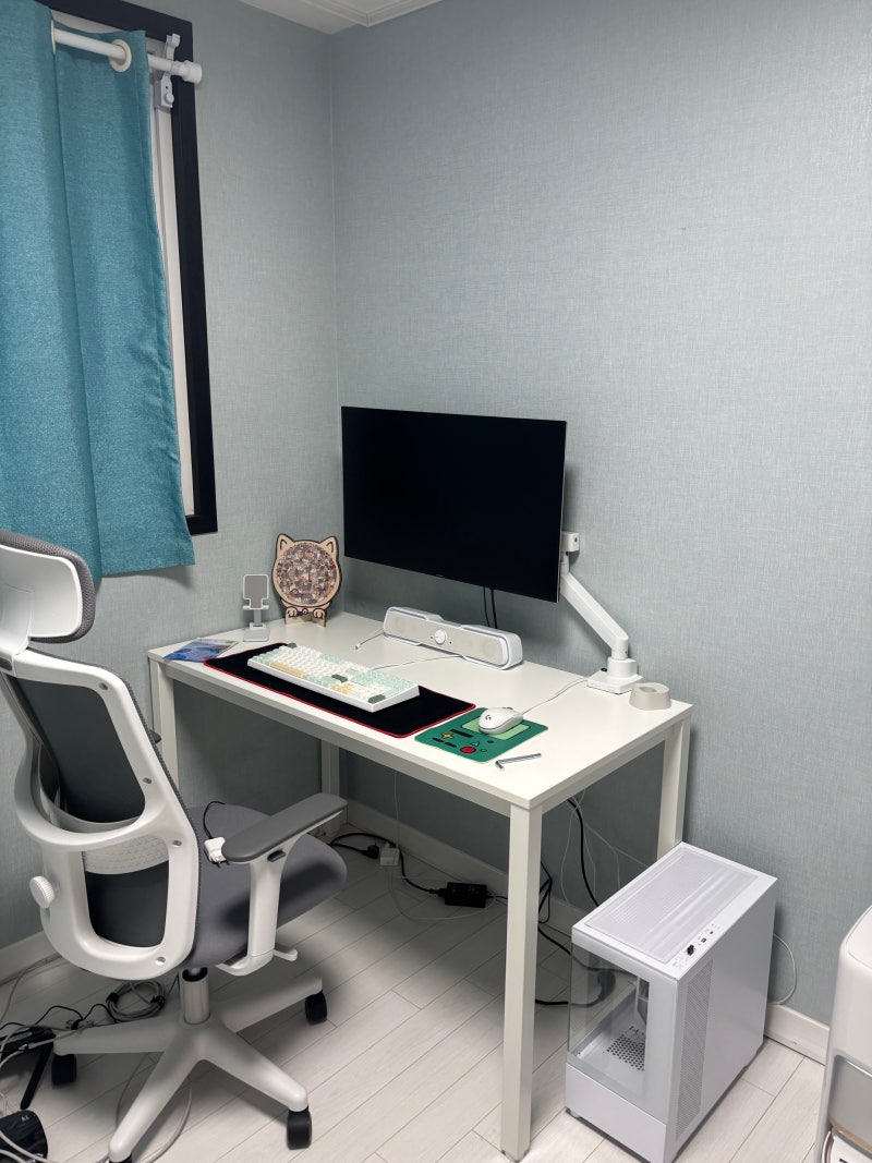 [내돈내산] 두닷 콰트로책상, 신혼집 컴퓨터방 인테리어로 완벽했던 학생 책상 추천