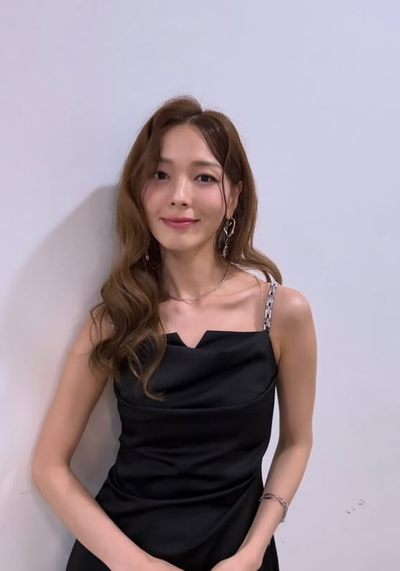 원더걸스 선예, 심플한 블랙 드레스 입고 포착 37세에도 여전히 우아한 분위기