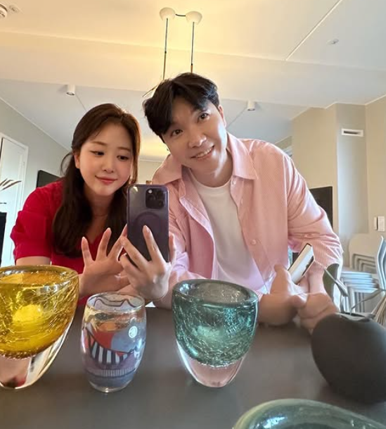 박수홍 괌 비행기 1시간 지연 논란..? 재탑승 허용이 문제인듯