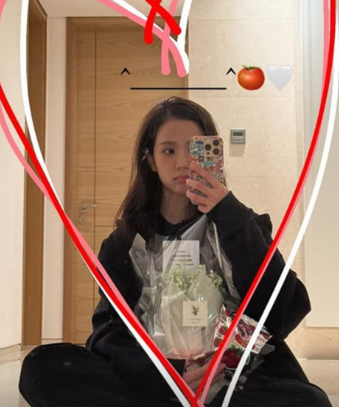 BLACKPINKジスの家に絵画一点が20億ウォン？美術館を彷彿とさせる超高額美術品