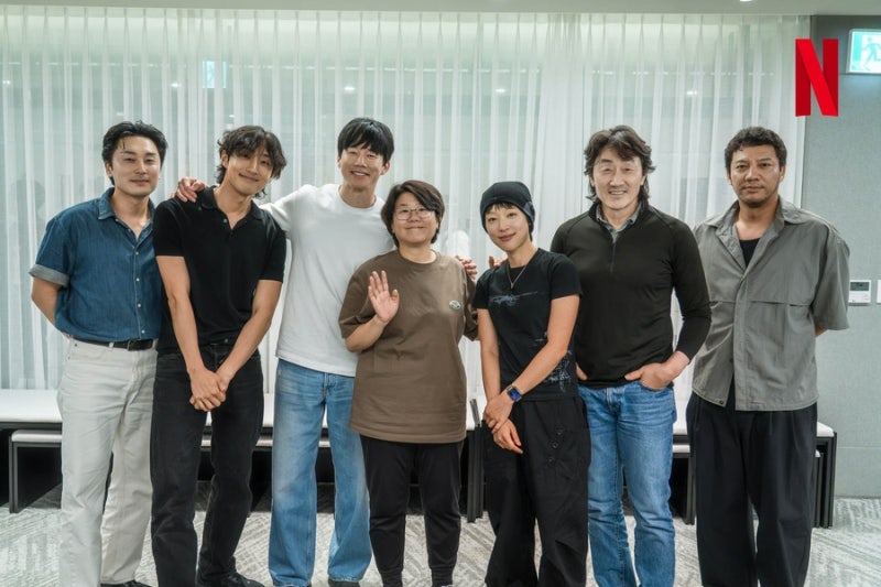 넷플릭스 할매 캐스팅확정 이정은 김무열 원작 웹툰 등장인물 줄거리 공개일 몇부작 총정리