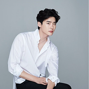 배우 이종석 나이 프로필, 고향 학력 키 아이유 열애 결별 형제 재혼황후 근황까지 총정리