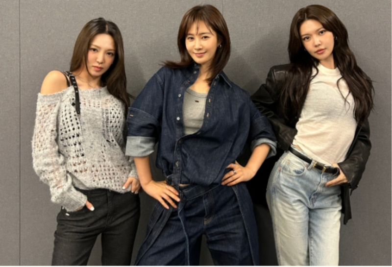 "추석엔 타짜4!" 소녀시대 최초 유부녀 티파니, 기자회견서 남편 변요한 기습 내조?