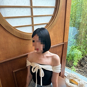낫 유어 로즈 오프 숄더 리본 탑 블랙 구매 후기_레드벨벳 조이 착용!