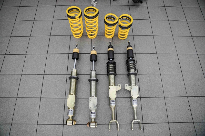 BMW F10 520d KW ST 서스펜션 장착, 승차감과 차고를 한번에