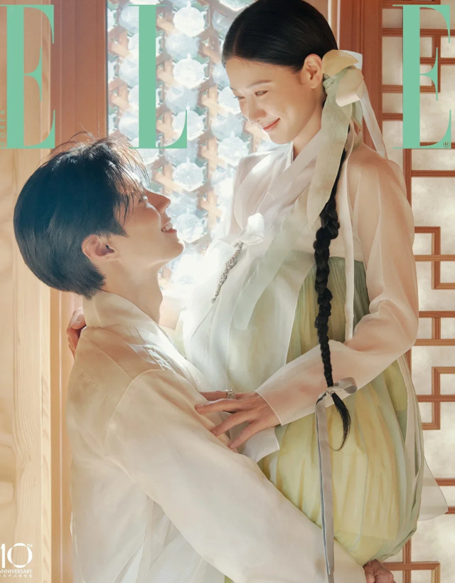 박보검·김유정, 구르미 10주년 화보로 원작 포즈 그대로 재현하며 다시 만난 이유