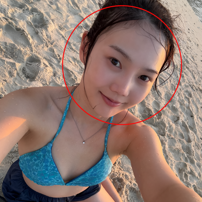 오마이걸 효정 비키니 패션, 블루 수영복·쇼츠로 완성한 여름 비치룩