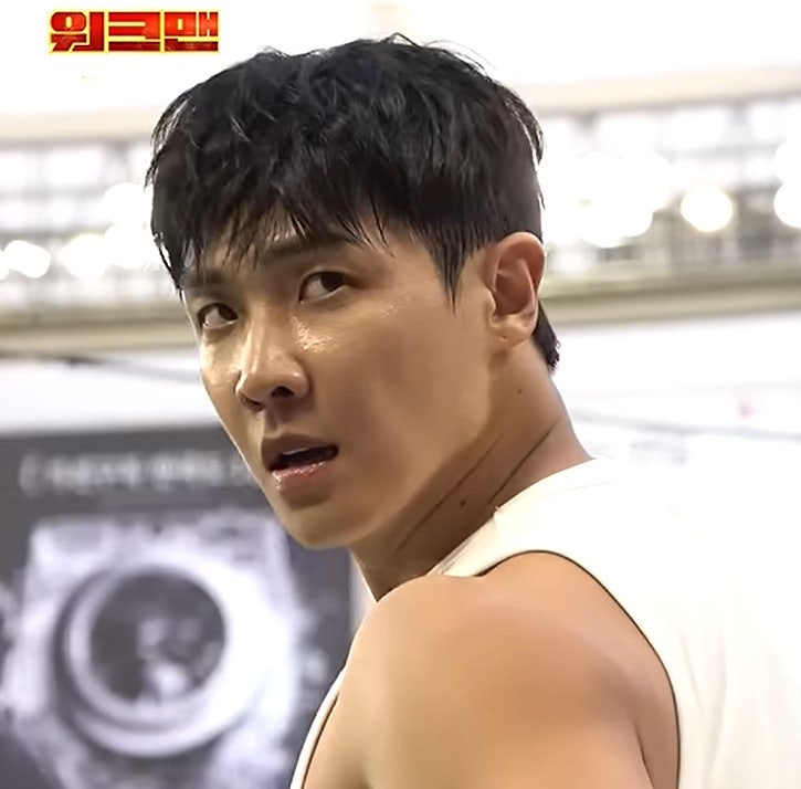 "이준 캐치캐치 미쳤다" 워크맨 치어리더 편 보고 눈물 찔끔 흘린 후기