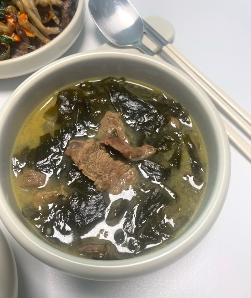 소고기 미역국 레시피 미역국 맛잇게 끓이는법