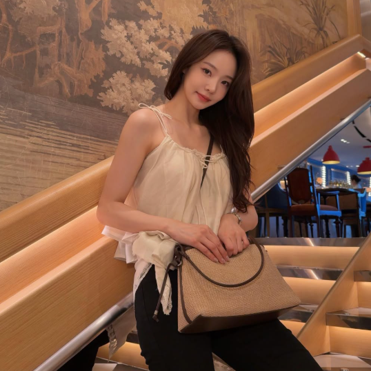 <b>강균성</b> 예비신부 <b>유하진</b> 누구? 14살 차이 넘어 10월 결혼