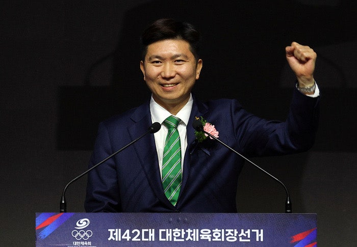 탁구선수에서 스포츠 행정가로 변신한 유승민의 인생궤적