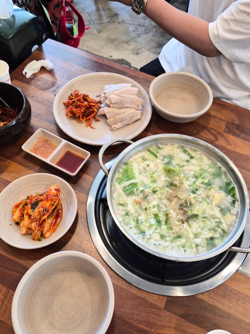 영종도맛집 보쌈 칼국수 무한리필