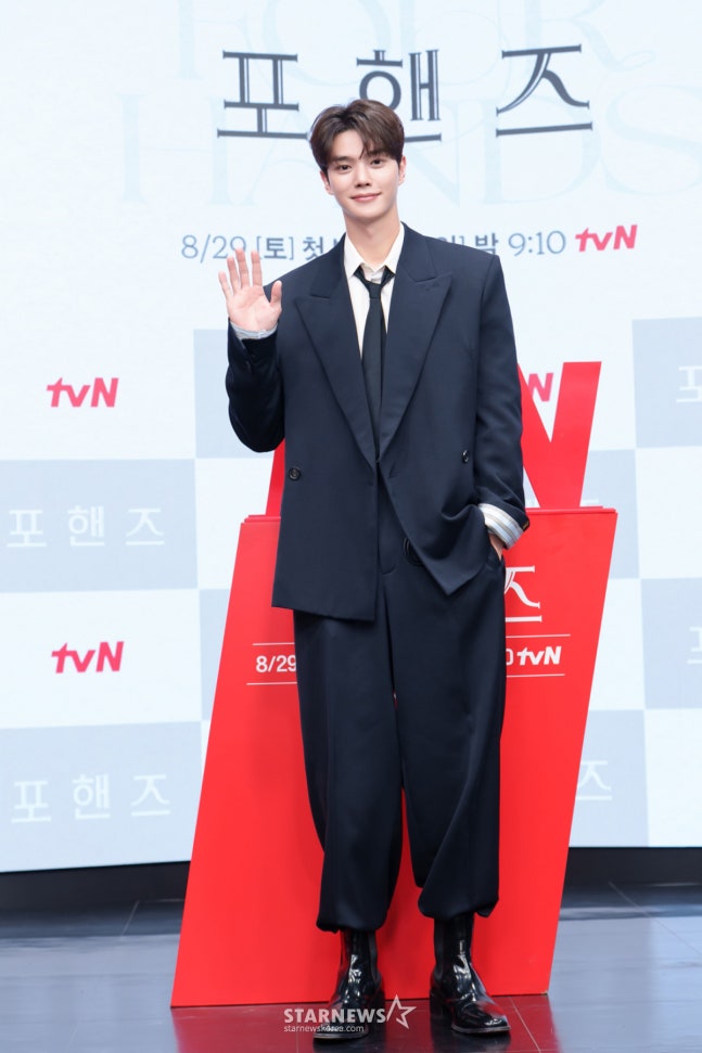 송강, 전역 후에도 여전한 잘생김[포토]
