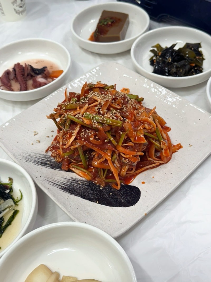 남해_미조식당 미조항 원조 멸치쌈밥 맛집 남해 여행 필수코스 솔직 후기