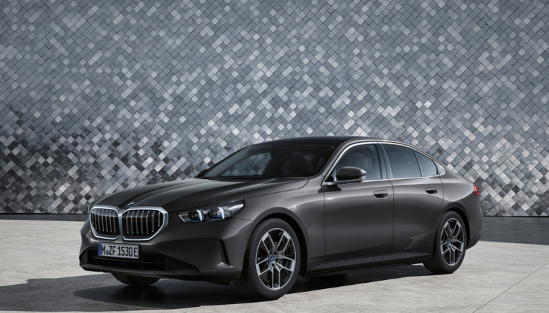 "13가지 컬러!" 2026 신형 BMW 5시리즈 풀체인지 가격 색상 실내 비교 연비 실구매가 제원 전기차....