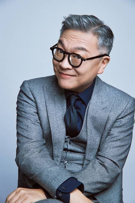 '돌돌싱' 김의성, 2살 연하 여친과 15년째 동거 중? "송은이와 소개팅할 뻔했는데…"