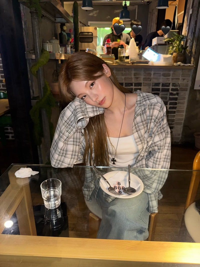 260826 있지 예지 인스타그램
