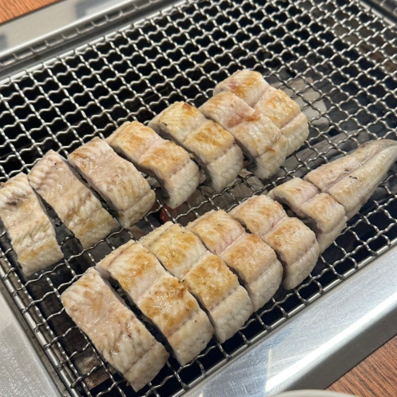 광주 첨단 장어구이 진심장어참숯구이첨단점 셀프바까지 푸짐한 장어집