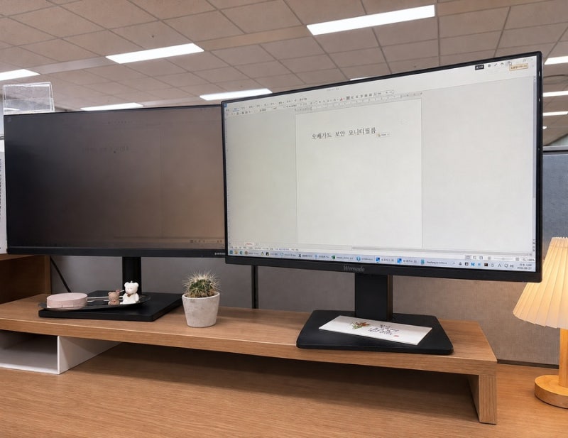 오베가트 모니터보안필름 사생활보호필름 화면보호 블루라이트차단