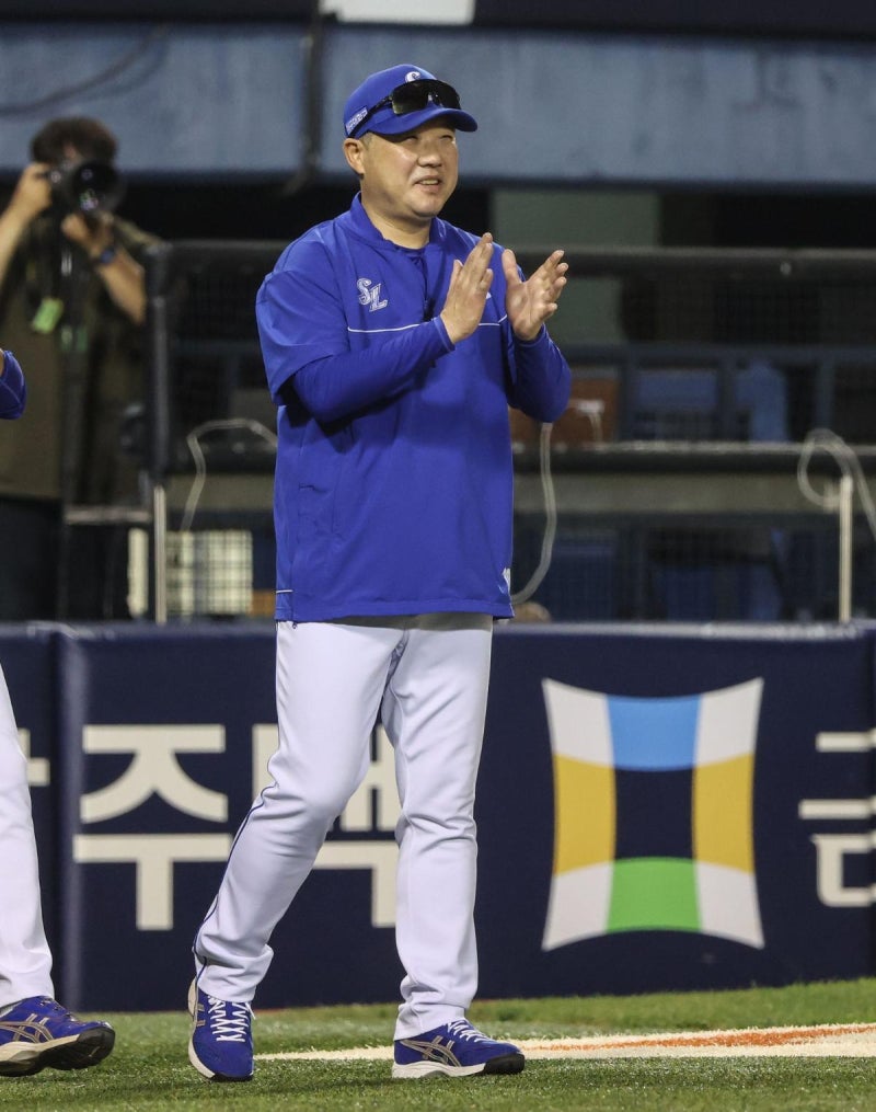 홍준표가 박진만 감독에 “멍청하다” 그런데 삼성은 어느새 1위와 0.5경기 차