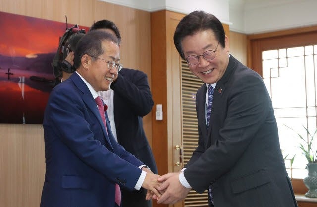홍준표 “이재명 정부에 아부한 적 없다”…변호사 복귀와 ‘게이트키퍼’ 선언