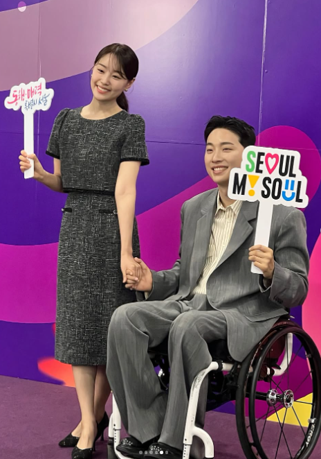 <b>박위 홍보</b>대사 자진<b>사임</b>, 그런데 송지은 이름까지 사라졌다…무슨 ....