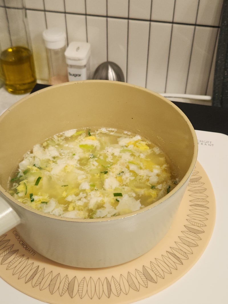 인덕션매트 슈슈아띠, 예쁜 냄비받침으로도 활용하는 실리콘패드