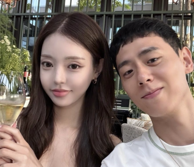 “방송에선 딴사람 찍더니…결국 수영장 애정행각 난리난 상황” 이관희 유시은 커플