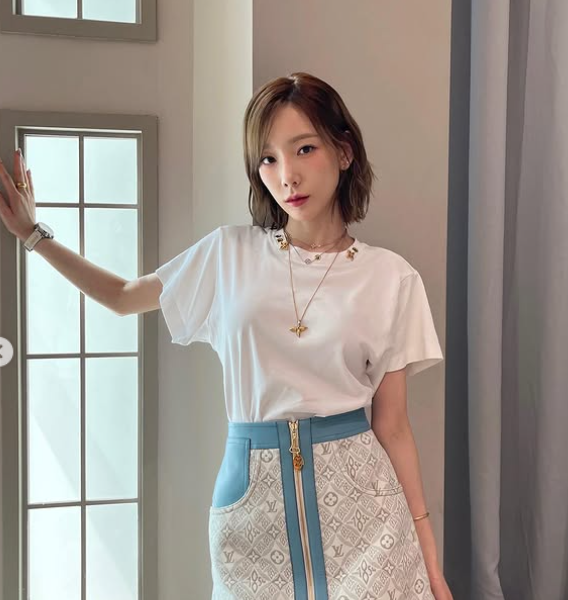 긴 머리보다 이게 더 잘 어울리네 태연 숏단발에 반응 터진 이유