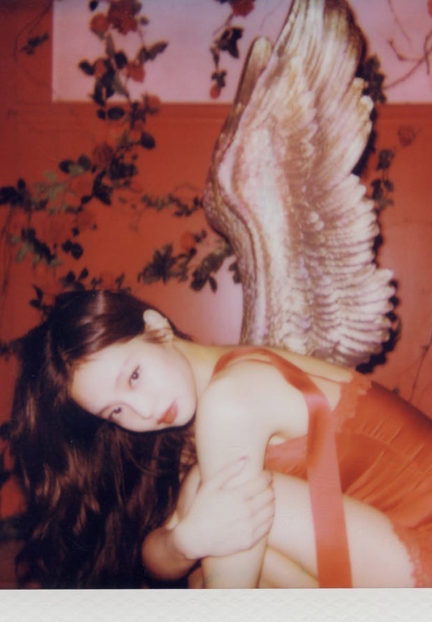 fallen angel 뜻 뮤비 | 제니 과거 연애 인터뷰, 가사 한글 해석, 뮤비 해석 소개
