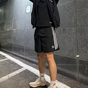 아디다스 아디컬러 클래식 스프린터 쇼츠 블랙 리뷰 및 착용샷