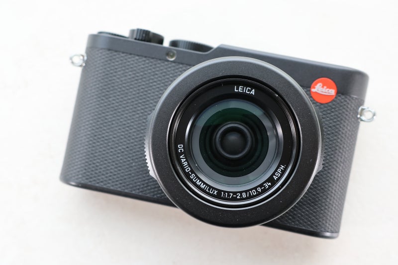 빨간 딱지가 주는 최고의 감성 컴팩트 카메라 라이카 디럭스8 블랙 페인트 피니쉬 Leica D-Lux8 b....