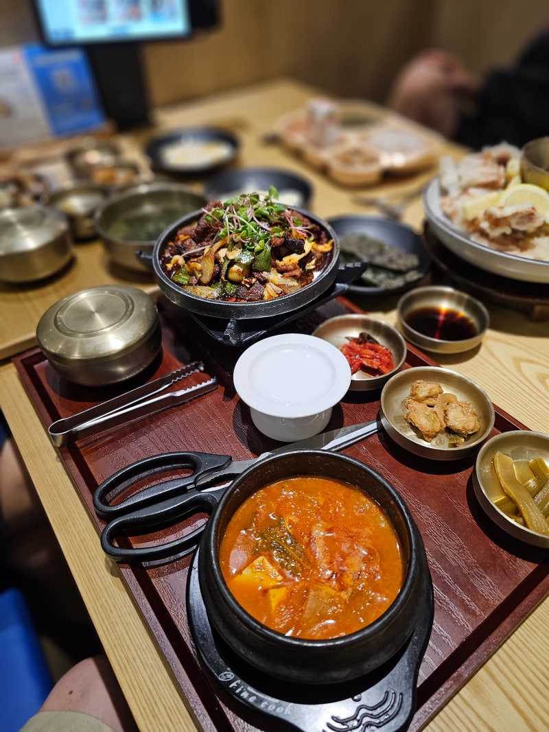 대구 동성로 맛집 밥집 카페동이 정갈한 한 상 동성로아이랑 밥먹기 좋은곳