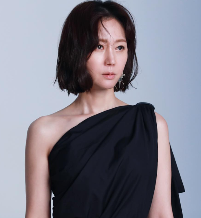 배우 염정아 나이 프로필, 남편 허일 의사 자녀 결혼 20주년 고향 학력 SNS 근황까지 총정리