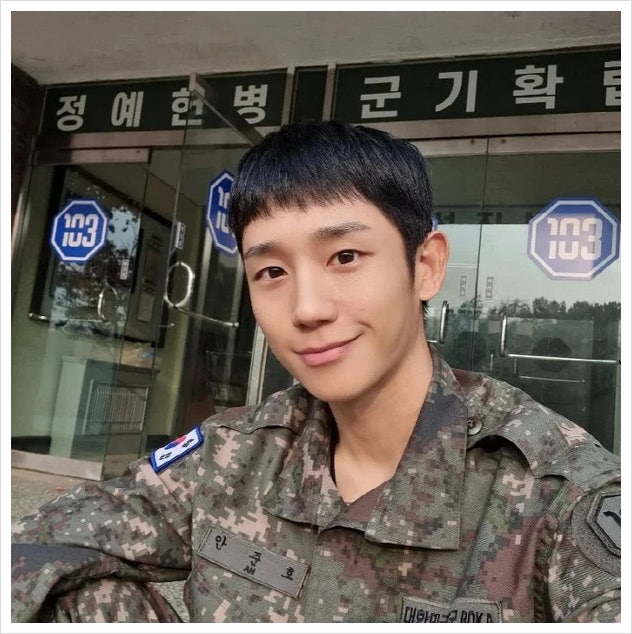 Top 5 Recommended Netflix Original Korean Dramas Starring Jung Hae-in by Viewership: D.P., D.P. Season 2, Something in the Rain