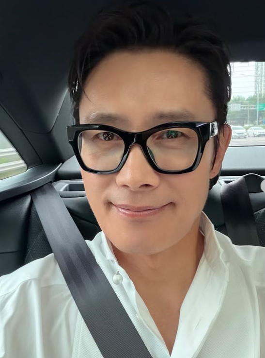 황동혁 감독 신작 확정, 이병헌 프로필 학력 고향 재산 나이 가족 이민정 배우자 작품활동 사....