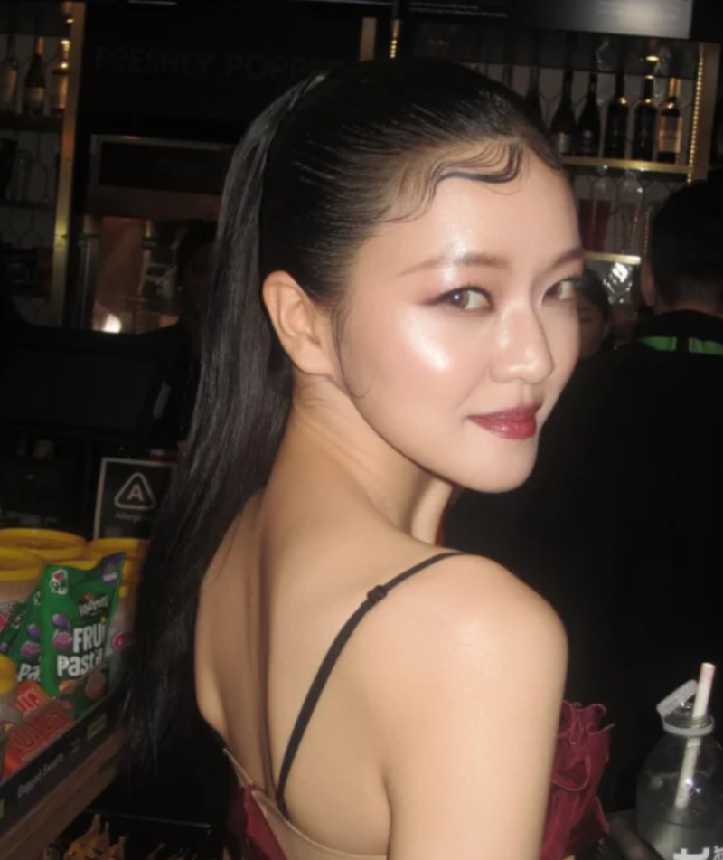 고아성, 런던 란제리룩에 순간 못 알아봤다…평소 이미지 지운 파격 변신