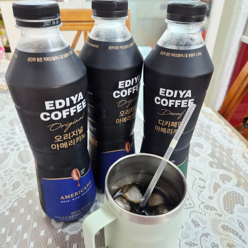 요즘 맛있게 마시는 이디야커피 디카페인 오리지널 아메리카노