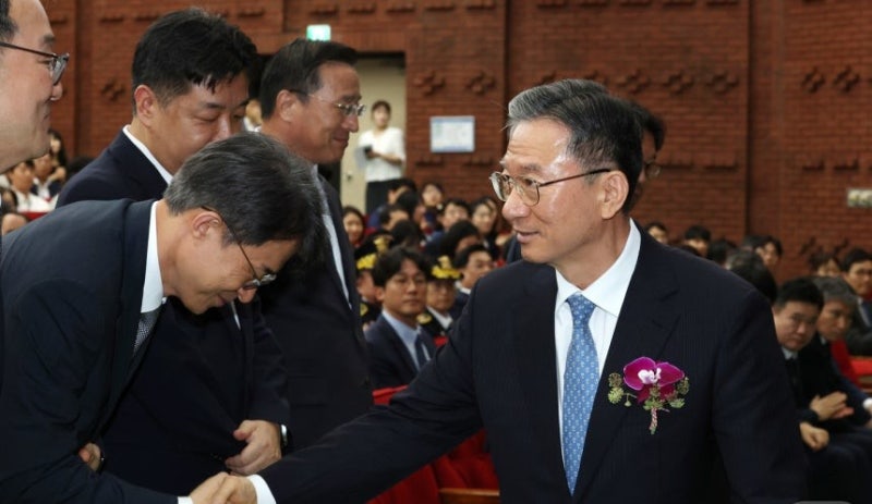 정성호 전 법무부 장관, 5선 의원 본연의 자리로…이임 이틀 만에 지역 교통현안 성과