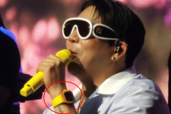 손목에 아파트를 찬 남자...MC몽의 18억 시계보다 더 뜨거웠던 현장의 진짜 반응
