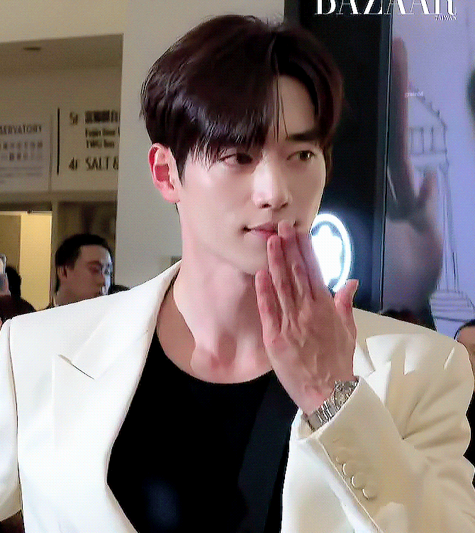 턱선에 베일 듯…살 엄청 빠진 서강준 근황, 리즈 시절 못지 않은 미모