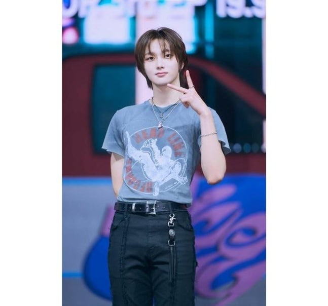 보이넥스트도어 성호, 음악중심 MC 이어가는 그룹의 진행 계보