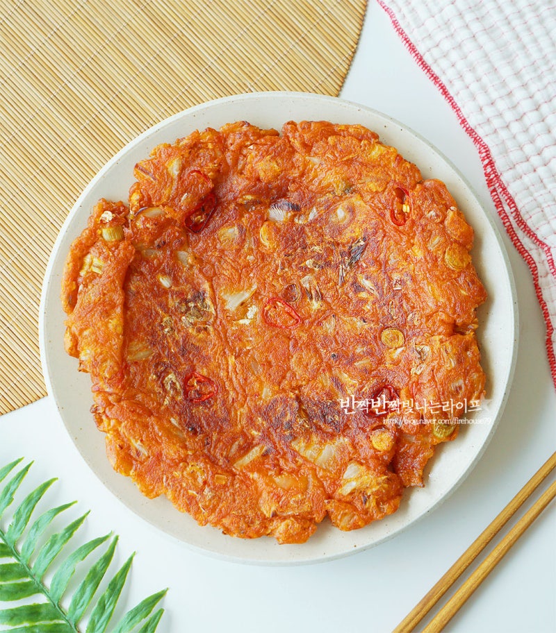 김치전 레시피 바삭하게 만드는법