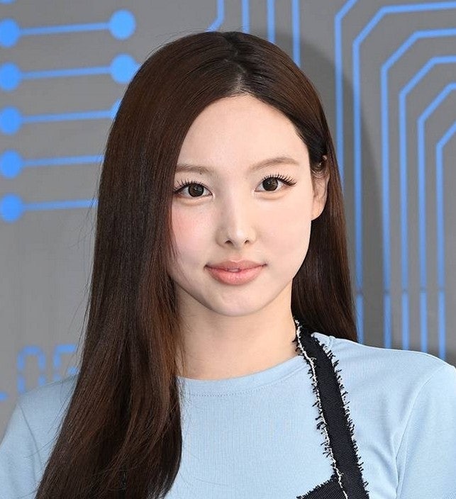 "95억 원 청담동 건물을 샀는데" 30세에 건물주가 된 트와이스 나연의 데뷔 10년 뒤 근황