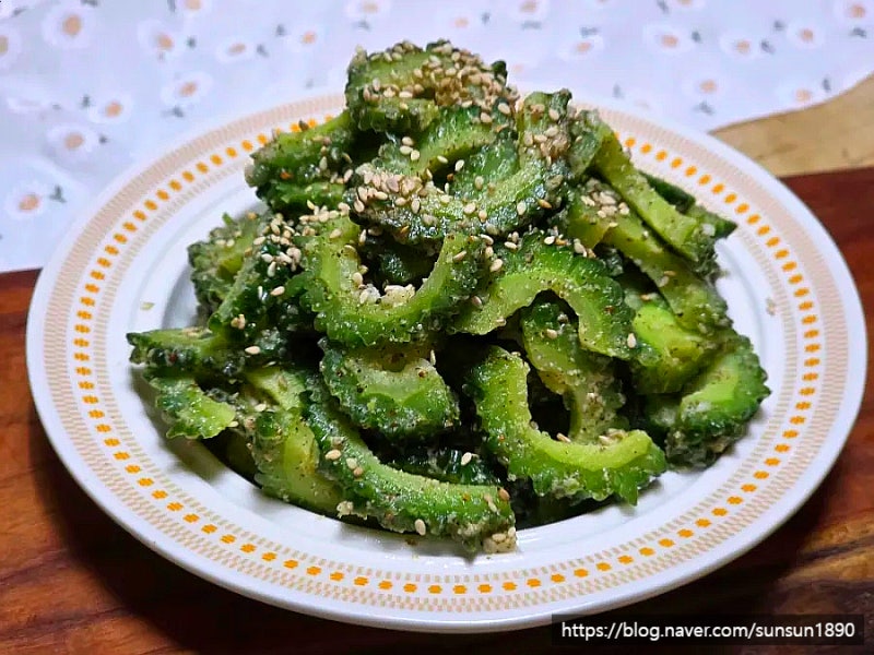 당뇨에좋은음식 당뇨식 반찬 여주볶음 만드는법 쓴맛 덜 쓰게