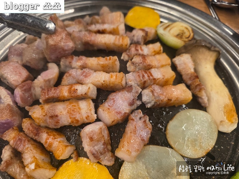 군산 수송동 맛집 회식 하고 좋은 전용주차장 완비 항아리