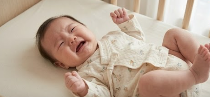 신생아 배앓이 증상과 영아산통 원인, 배앓이 방지 젖병과 노발락 AC 분유 대처법